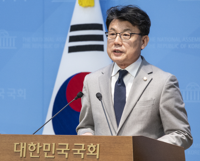 2025123101002747800160541  진성준.jpg